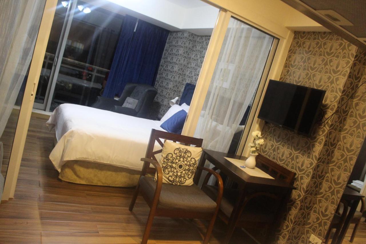 Paranaque City Azure Urban Resort A4 Near Airport Mall With Wavepool المظهر الخارجي الصورة