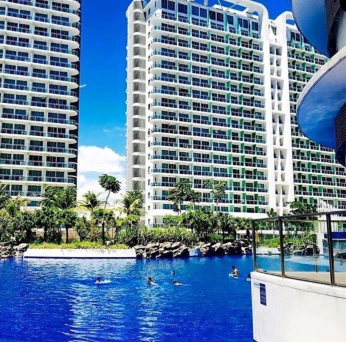 Paranaque City Azure Urban Resort A4 Near Airport Mall With Wavepool المظهر الخارجي الصورة
