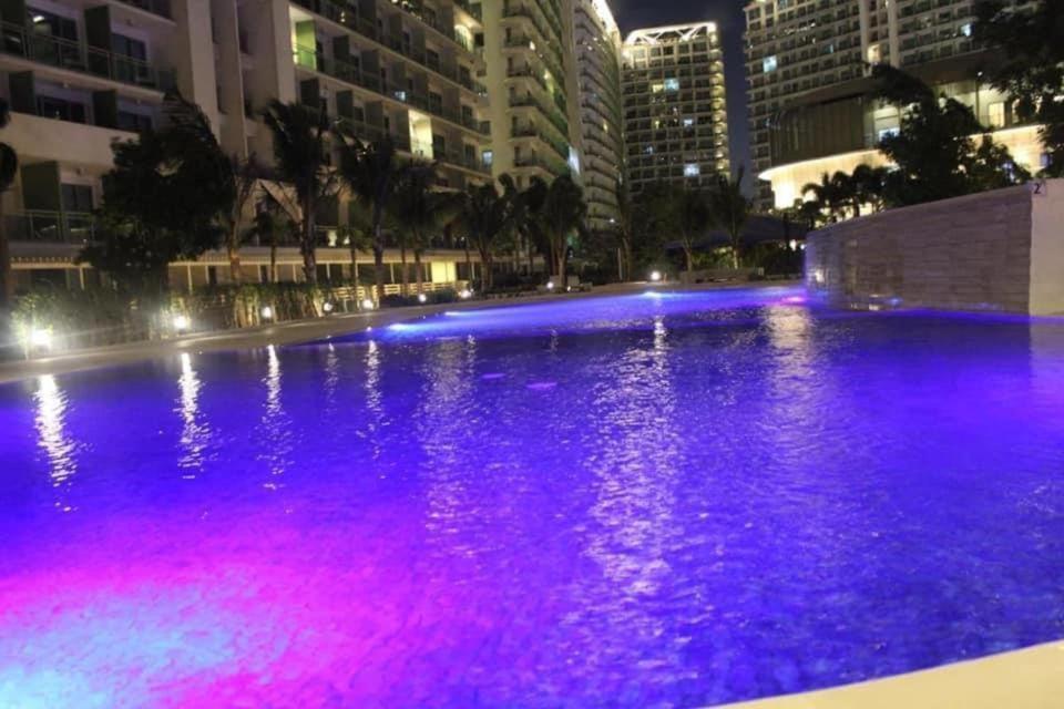 Paranaque City Azure Urban Resort A4 Near Airport Mall With Wavepool المظهر الخارجي الصورة